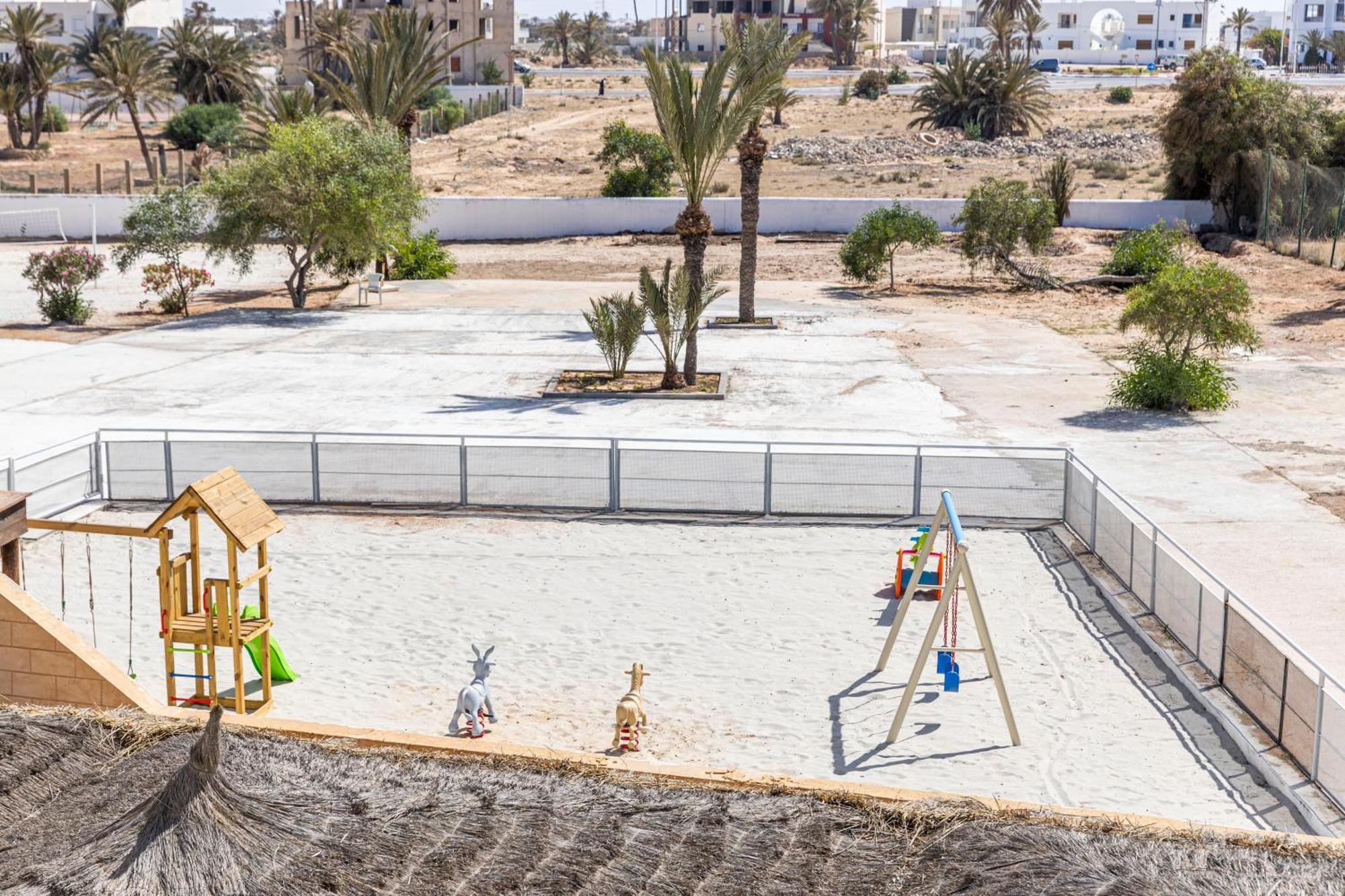 Le Petit Palais Djerba & Spa Houmt El Souk Exterior foto